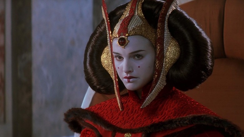 Padme sitting on throne