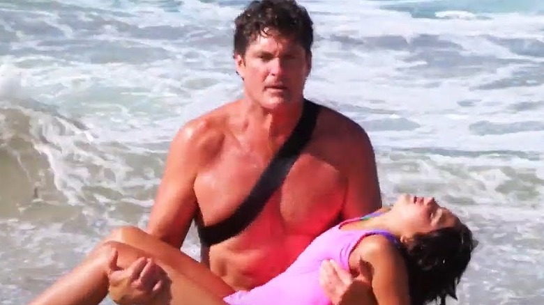 David Hasselhoff performs a rescue