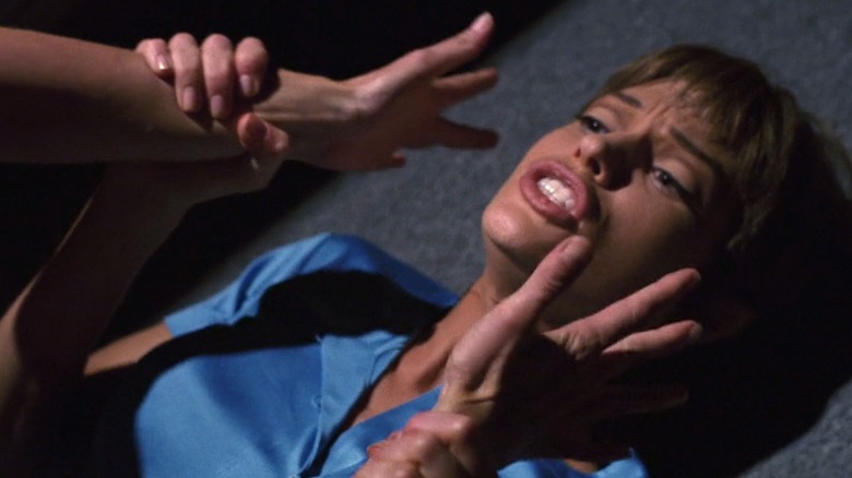 T'Pol fends off attacker