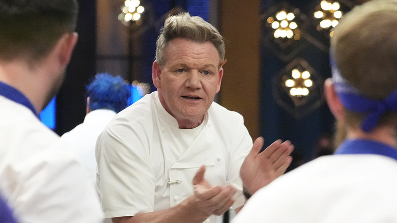 Gordon Ramsay clapping hands