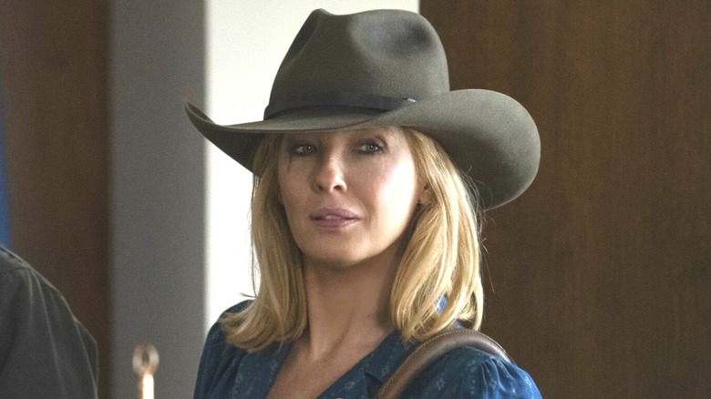 Beth Dutton in cowboy hat