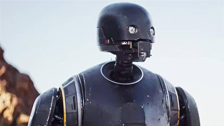 K-2SO looks left